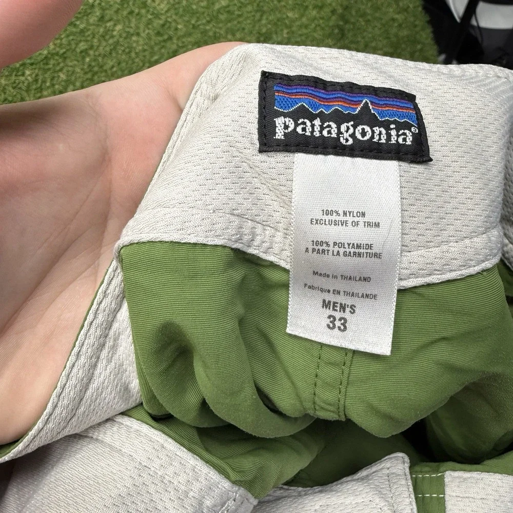 Patagonia Wavefarer Board Shorts Mens 33 Green Swim Solid Surf Beach Zip Pocket